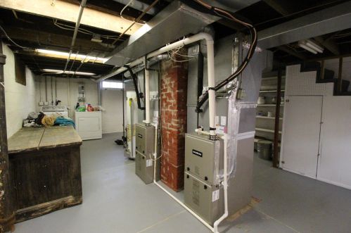 35 Lincoln Ave, London OH  43140-1579 exterior