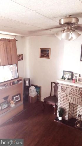 2328 Cumberland St, Philadelphia, PA 19132-4118