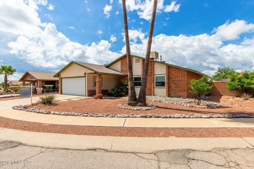 3211 New Day Ter, Tucson, AZ 85741-2949