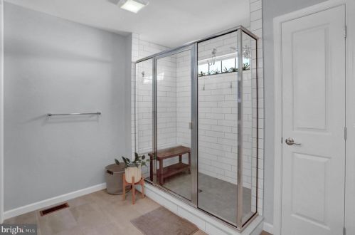 15 Waverly Ln, Carlisle PA  17015-7119 exterior