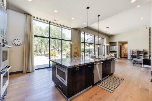 2913 Capetanios Dr, Folsom CA  95762-4606 exterior