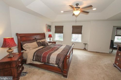 1954 Canyon Creek Rd, Gilbertsville PA  19525-7003 exterior