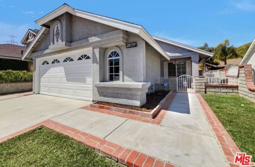 28539 Sugar Pine Way, Santa Clarita, CA 91390-4123