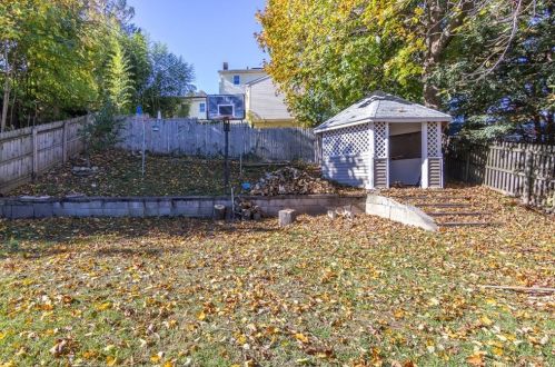 222 Emmett Ave, Derby CT 06418-1258 exterior