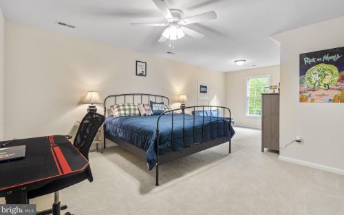 20 Hartlake Dr, Fredericksburg VA  22406-4635 exterior