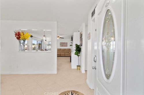 22647 Barcotta Dr, Santa Clarita, CA 91350-1367