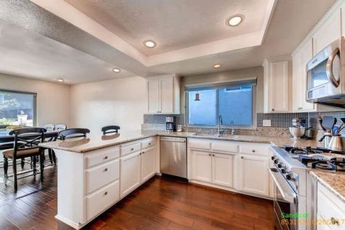 219 Lyon Cir, Vista, CA 92083-5916