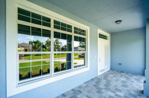 335 Saginaw Ave, Fort Pierce FL 34953-5993 exterior