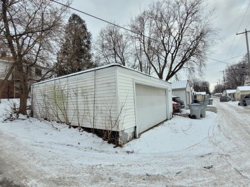 3457 58th St, Milwaukee WI 53219-4335 exterior