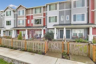 6582 High Point Dr, Seattle, WA 98126-3174