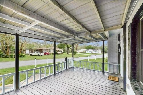 5205 Admiral Halsey Rd, Milton FL  exterior