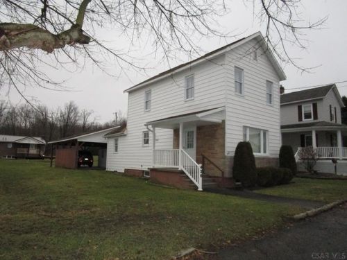 426 Quemahoning St, Boswell, PA 15531-1016