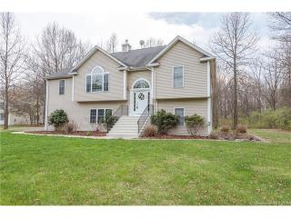 43 Mills Ln, Bloomfield, CT 06002-2035