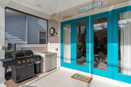 1439 Fairview Cir, Kissimmee FL 34747-6774 exterior