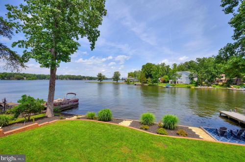 112 Pleasant Grove Rd, Locust Grove, VA 22508-5102
