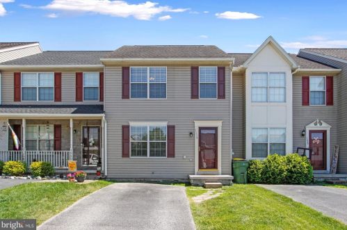 1224 Wanda Dr, Hanover, PA 17331-8638