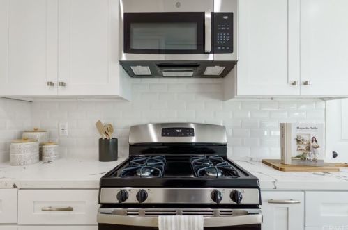 14021 Casimir Ave, Gardena CA  90249-2810 exterior