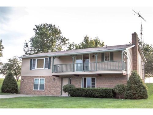 90590 Conotton Rd, Conotton, OH 44695-9725