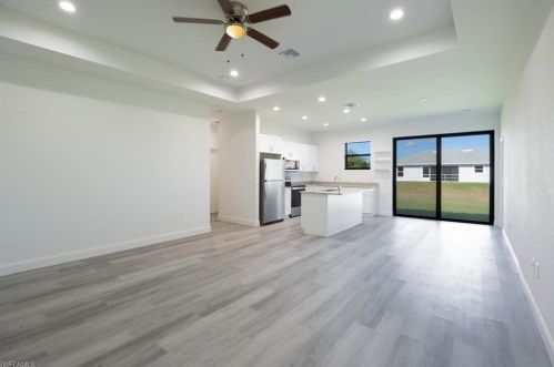 448 Rayneta St, Lehigh Acres FL 33974-0491 exterior