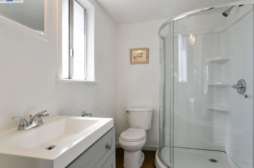 1528 79 Ave, Oakland CA  94621-2644 exterior