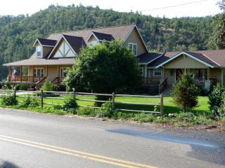 81272 Dufur Valley Rd, Friend, OR 97021-3139