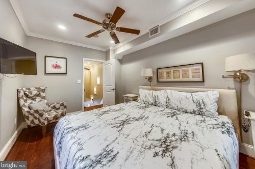 1826 18th St, Washington DC 20009-1707 exterior