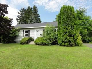 22 Madison Ave, Troy NY  12180-5139 exterior