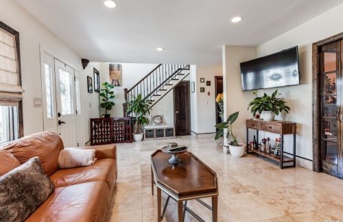 115 Annuskemunnica Rd, Babylon NY  11702-4424 exterior