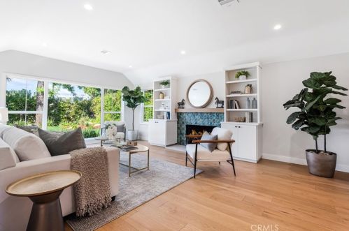 6464 Firmament Ave, Van Nuys CA  91406-6218 exterior