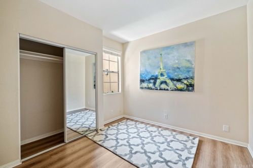 62 Magellan Aisle, Irvine CA exterior