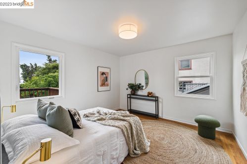 4817 Brookdale Ave, Oakland CA  94619-2510 exterior