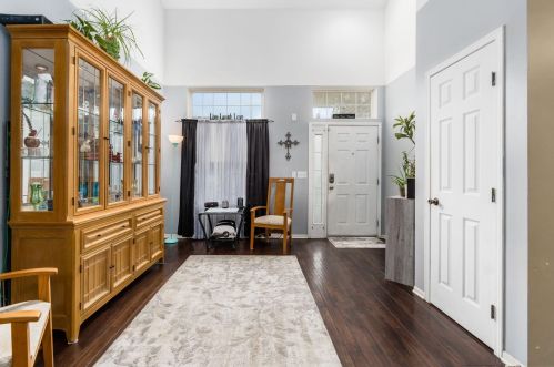 306 Preswicke Ml, Blacklick OH  43004-8462 exterior