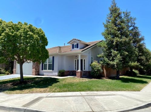 7937 Michelle Ave, Hilmar, CA 95324-8334