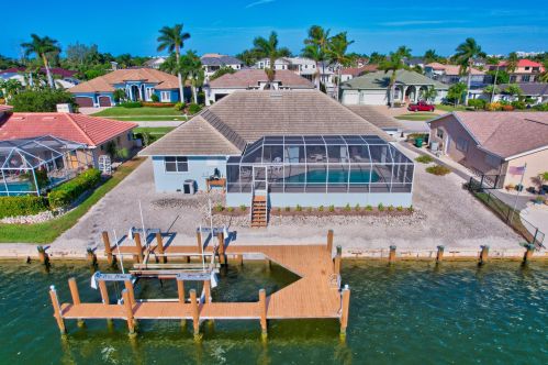 625 Dorando Ct, Marco Island FL  34145-1911 exterior