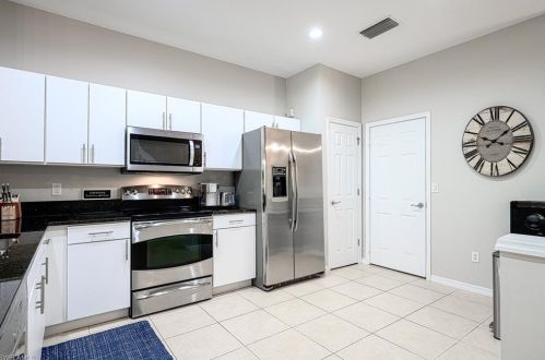 16007 Caldera Ln, Naples FL  34110-2830 exterior
