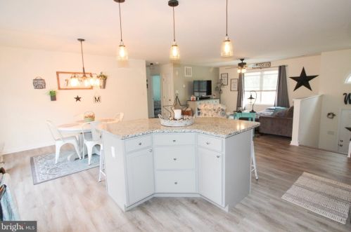 3308 Swover Crk Rd, Edinburg VA  exterior