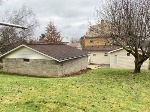 35 Clarksville St, Greenville, PA 16125-2313