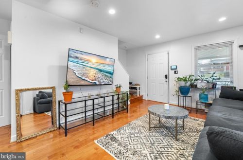 127 Darrington St, Washington, DC 20032-2246