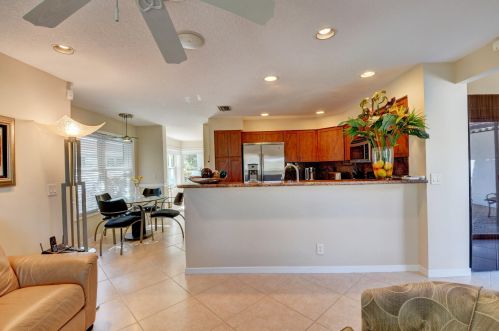 2077 53rd St, Boca Raton FL 33496-3452 exterior