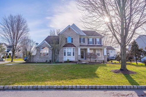 883 Ramblewood Dr, Easton, PA 18040-6216