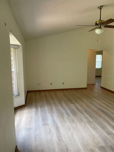 926 Westline Ave, Deltona, FL 32725-7239