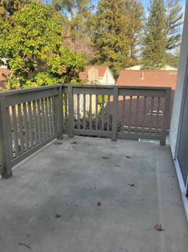 19407 Vineyard Ln, Saratoga, CA 95070-4548