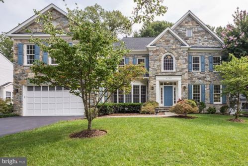 6205 Cardinal Brook Ct, Springfield, VA 22152-1516