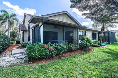 6584 Ilex Cir, Naples FL  34109-8813 exterior