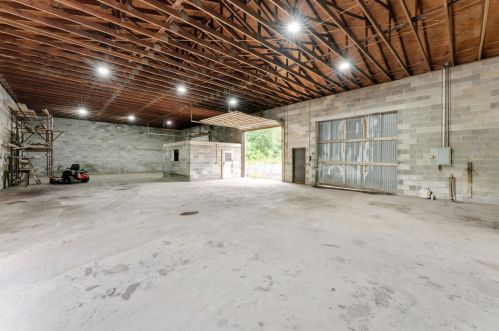 300 Granville St, Pataskala OH  43062-9073 exterior