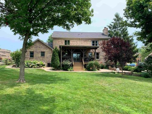 9221 Tranquility Dr, Florence KY  41042-9694 exterior