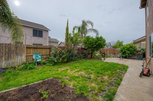 437 Creekside Dr, Grayson CA  95363-8834 exterior