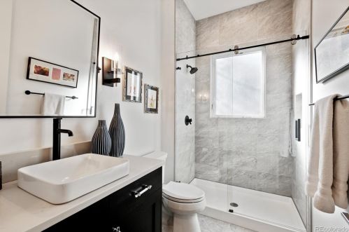 2875 Logan St, Englewood CO 80113-1636 exterior