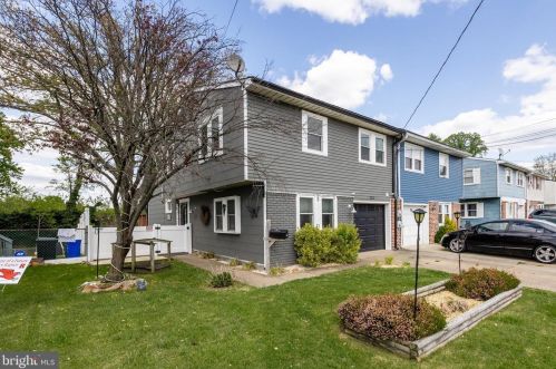 223 Kennedy Blvd, Gloucester, NJ 08031-1124
