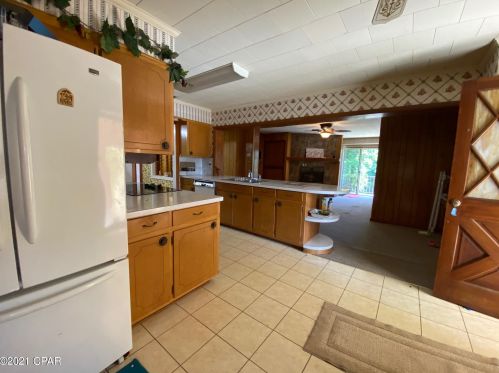 4210 Kelson Ave, Marianna FL  32446-8210 exterior